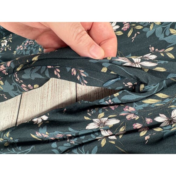 Velvet by Graham & Spencer Long Sleeve Keyhole Floral Slip Dress Women's M Green - Picture 16 of 16